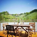 Apartment Claus Resch - E-bike, Wandern, Minigolf, Familie, Urlaub An Der Weinstrasse