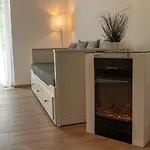 Claus Resch - E-bike, Wandern, Minigolf, Familie, Urlaub An Der Weinstraße Apartment *