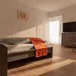 Apartment Claus Resch - E-bike, Wandern, Minigolf, Familie, Urlaub An Der Weinstrasse *