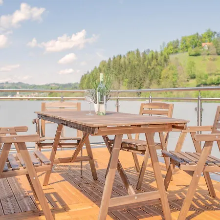 Apartment Claus Resch - E-bike, Wandern, Minigolf, Familie, Urlaub An Der Weinstraße