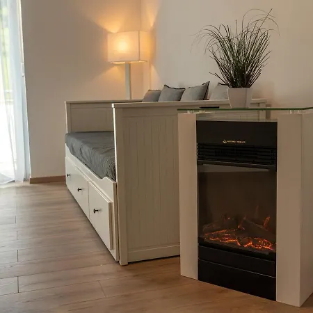 Claus Resch Apartment *