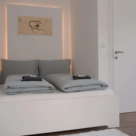 Claus Resch Apartment