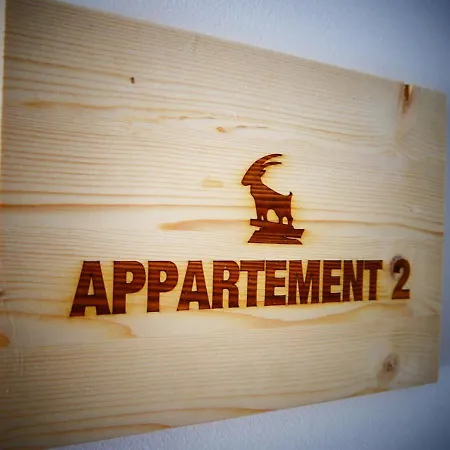 Claus Resch Apartment *