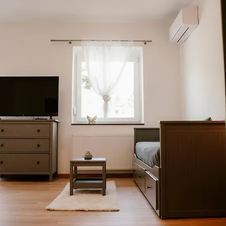 Claus Resch - E-bike, Wandern, Minigolf, Familie, Urlaub An Der Weinstraße * Leutschach