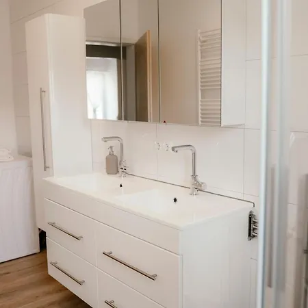 Claus Resch - E-bike, Wandern, Minigolf, Familie, Urlaub An Der Weinstraße *