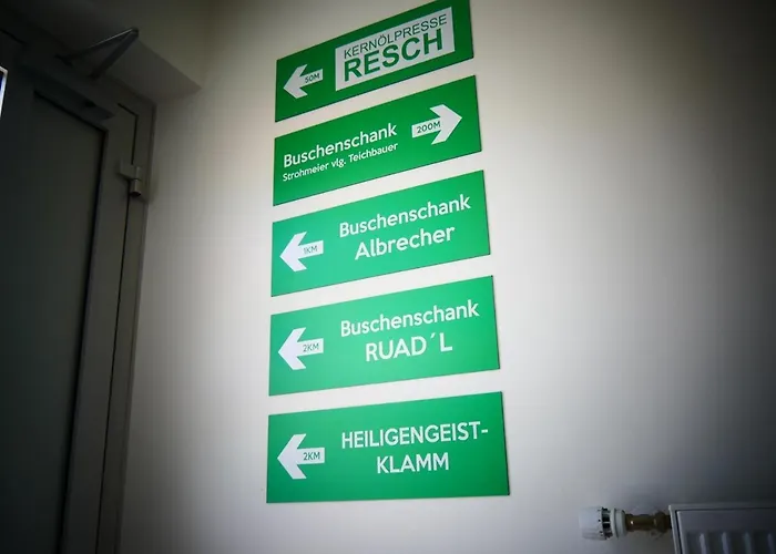 Claus Resch - E-bike, Wandern, Minigolf, Familie, Urlaub An Der Weinstrasse * 里欧查赫