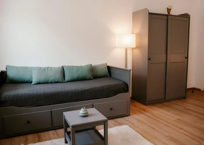 Claus Resch - E-bike, Wandern, Minigolf, Familie, Urlaub An Der Weinstrasse * 里欧查赫