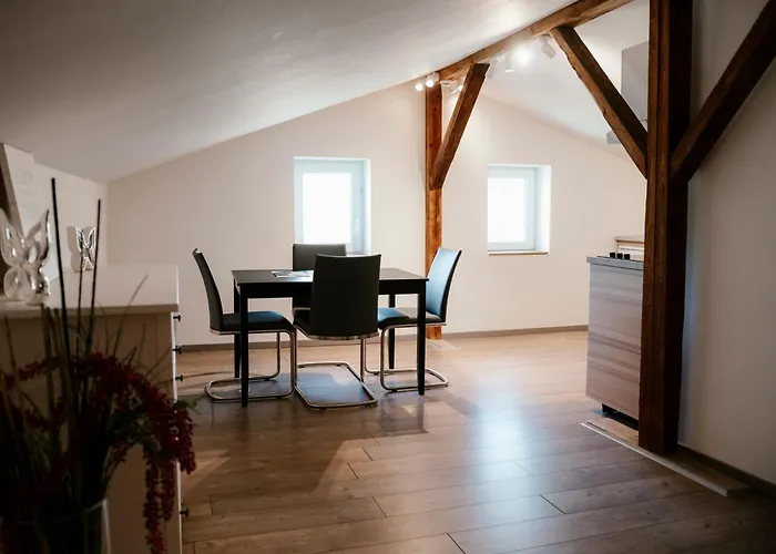 Claus Resch - E-bike, Wandern, Minigolf, Familie, Urlaub An Der Weinstrasse 里欧查赫