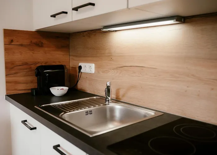 Claus Resch - E-bike, Wandern, Minigolf, Familie, Urlaub An Der Weinstrasse *